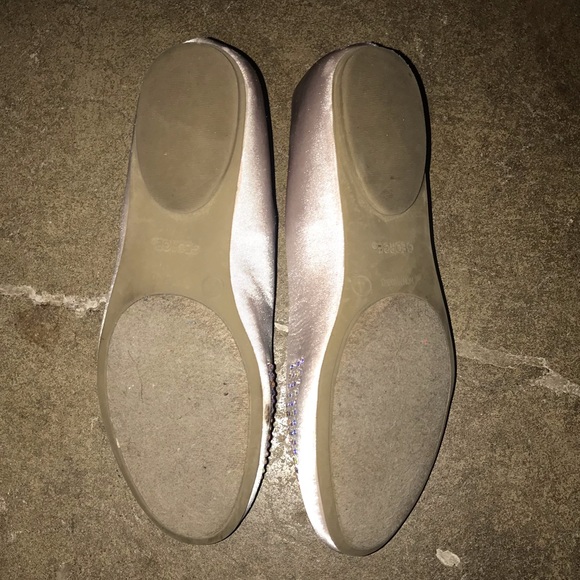 Women/Girls flats - Picture 3 of 3